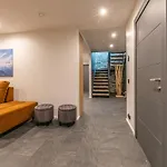 Levillas Luxury Utsu Aurora Villa *