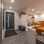 Levillas Luxury Utsu Aurora