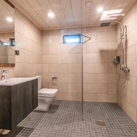 Villa Levillas Luxury Utsu Aurora