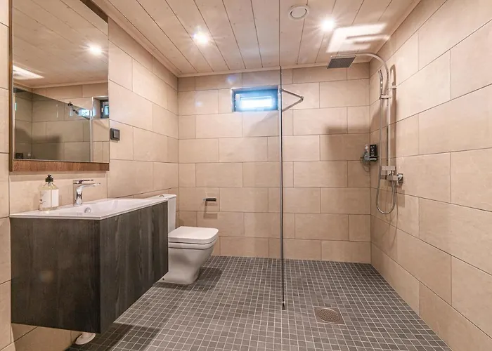 Villa Levillas Kinnastie 23