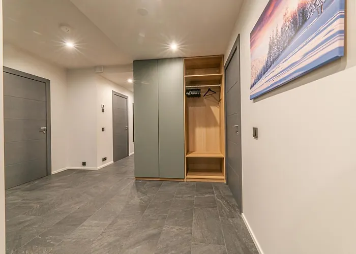 Levillas Kinnastie 23 *